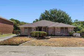5106 Lee Hutson Lane, Sachse, TX 75048
