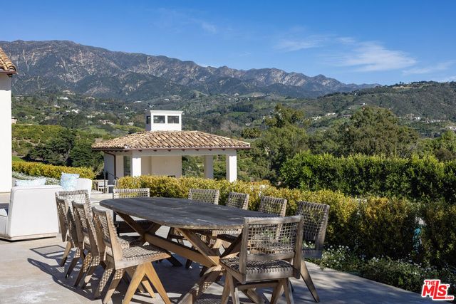 220 Montecito Ranch Lane, Summerland, CA 93067