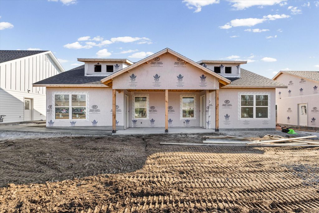 602 N PROVIDENCE RD 100, Columbia, MO 65202