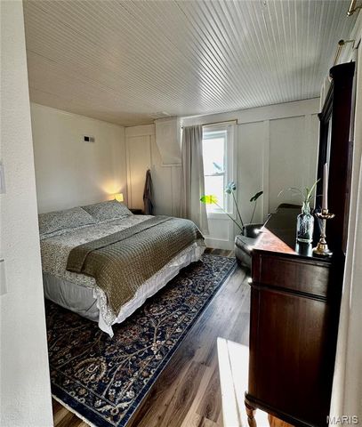 3986 Highway E, New Haven, MO 63068