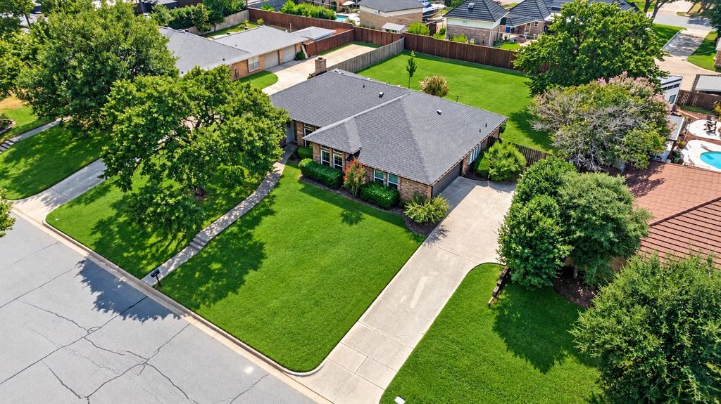 3700 Cliffwood Drive, Colleyville, TX 76034 — photo 2
