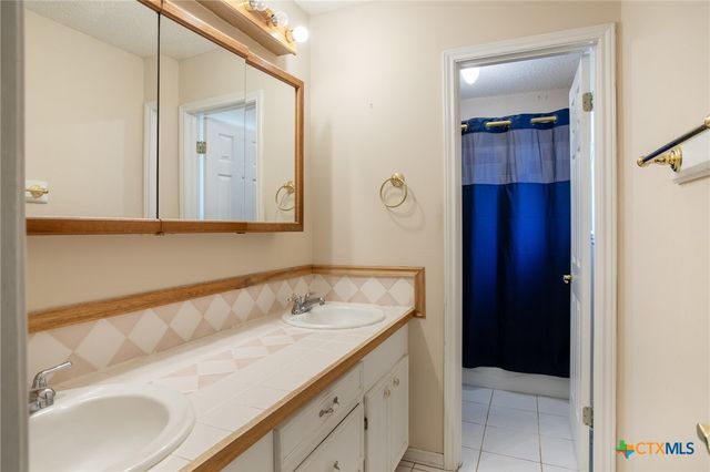 204 Grouse Road, Victoria, TX 77905