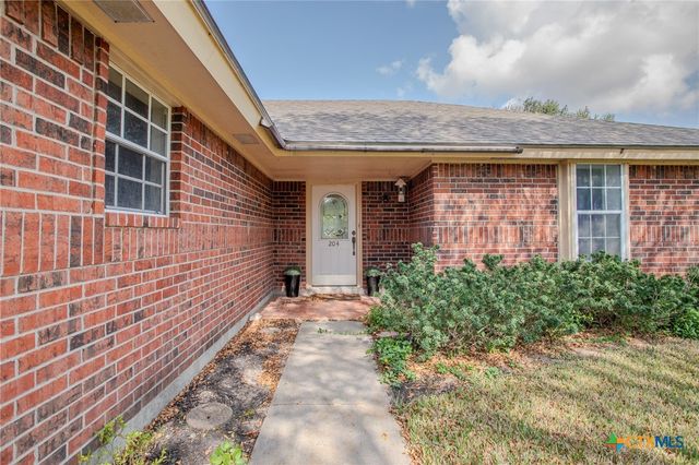 204 Grouse Road, Victoria, TX 77905