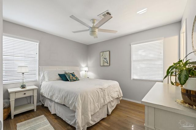 815 Lakewood Rd, Pensacola, FL 32507