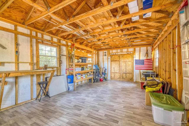 815 Lakewood Rd, Pensacola, FL 32507