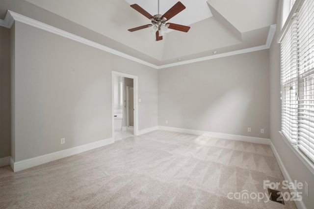 1522 35th Avenue NE, Hickory, NC 28601