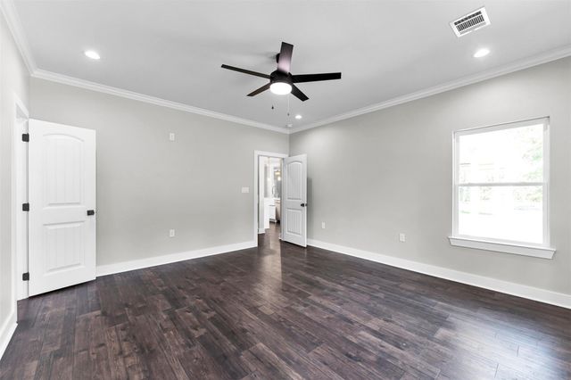 1087 Jones Road, New Waverly, TX 77358
