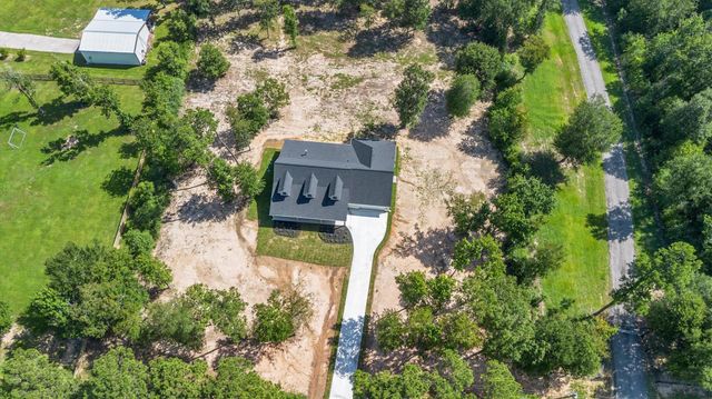 1087 Jones Road, New Waverly, TX 77358