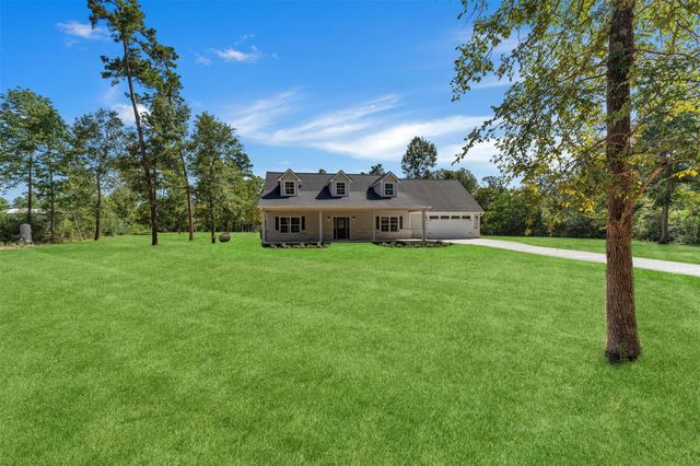 1087 Jones Road, New Waverly, TX 77358