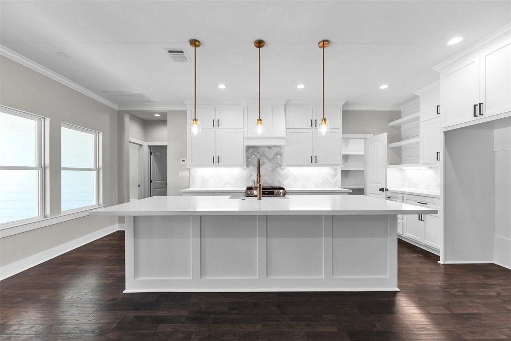 1087 Jones Road, New Waverly, TX 77358