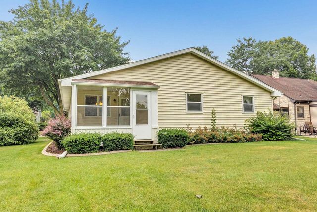 1343 EMILIE STREET, Green Bay, WI 54301