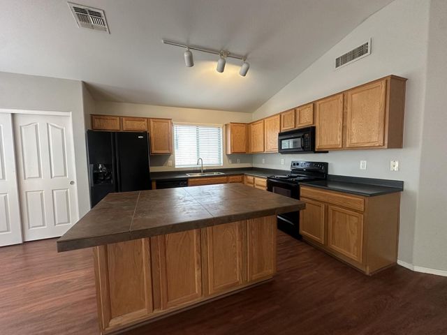 1271 N Fresno Street, Chandler, AZ 85225