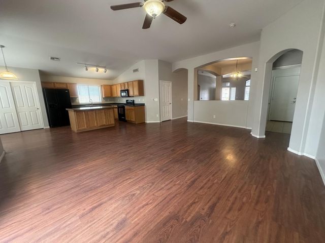 1271 N Fresno Street, Chandler, AZ 85225