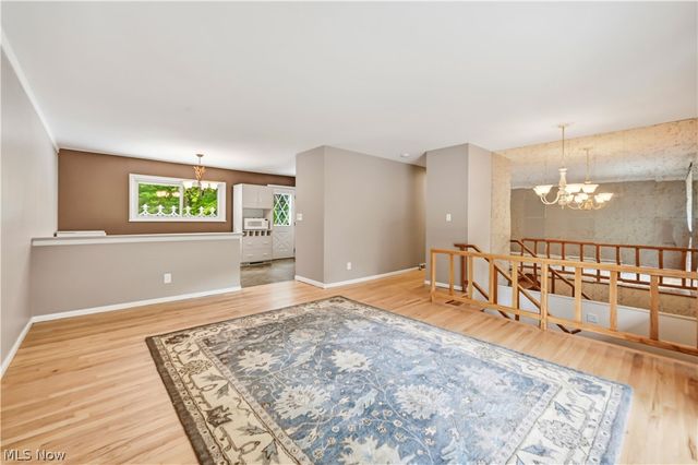 7842 Venice Heights Drive NE, Warren, OH 44484