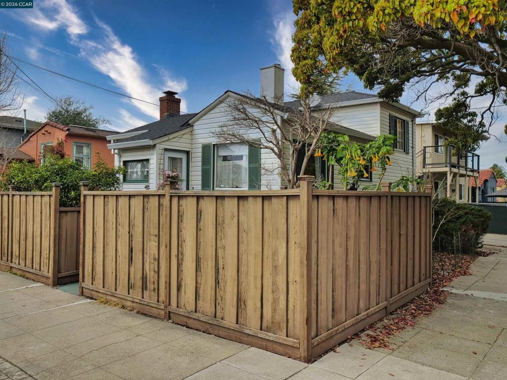 995 Virginia Street, Berkeley, CA 94710