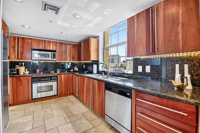610 Clematis Street 424, West Palm Beach, FL 33401