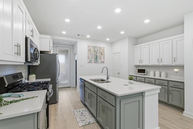 3904 Bison Lane, Crandall, TX 75114