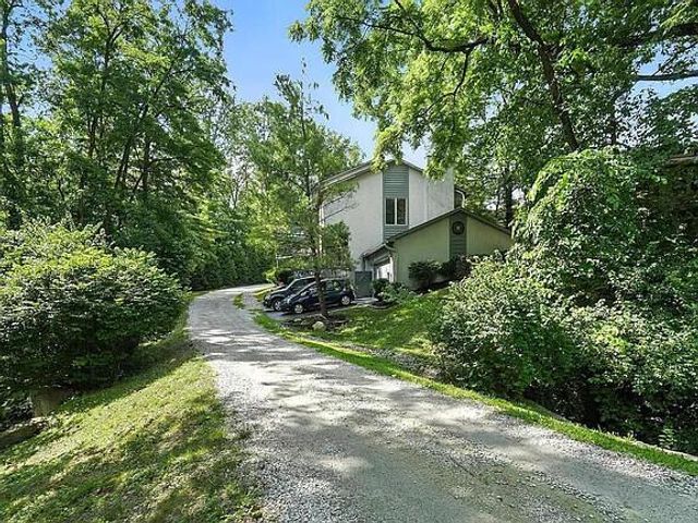 96 Executive Court, Unit A, Westerville, OH 43081