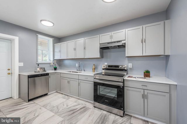 2709 CHESTERFIELD AVE, Baltimore, MD 21213