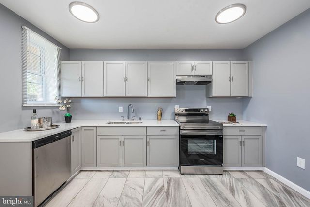 2709 CHESTERFIELD AVE, Baltimore, MD 21213