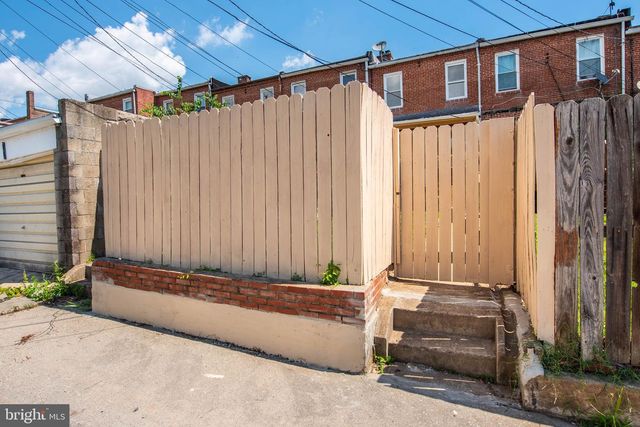 2709 CHESTERFIELD AVE, Baltimore, MD 21213