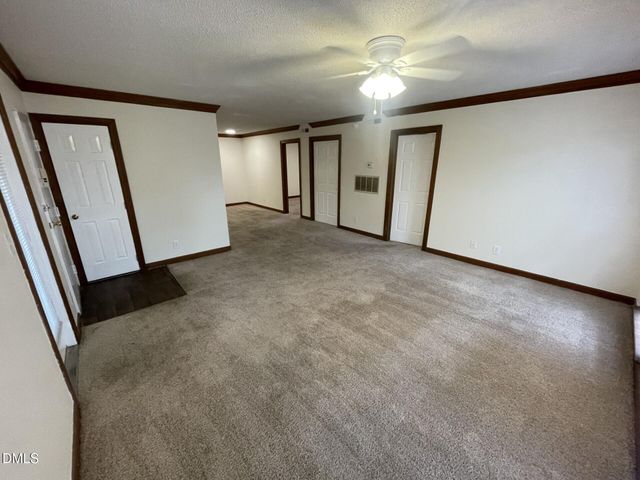 3535 Ivy Commons Drive 302, Raleigh, NC 27606