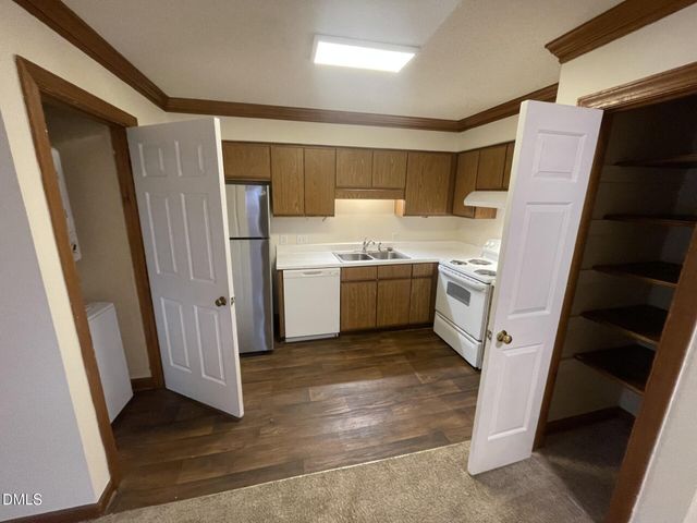 3535 Ivy Commons Drive 302, Raleigh, NC 27606