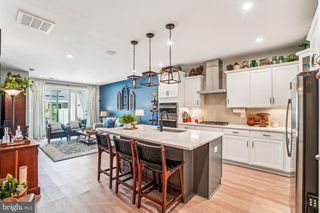 3703 HAVERTILL LN, Woodbridge, VA 22193