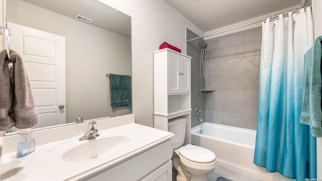 6830 LIME ROCK BLF, San Antonio, TX 78253
