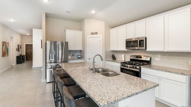 6830 LIME ROCK BLF, San Antonio, TX 78253