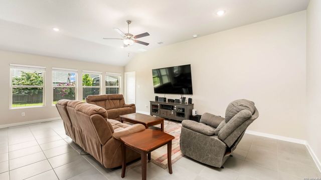 6830 LIME ROCK BLF, San Antonio, TX 78253
