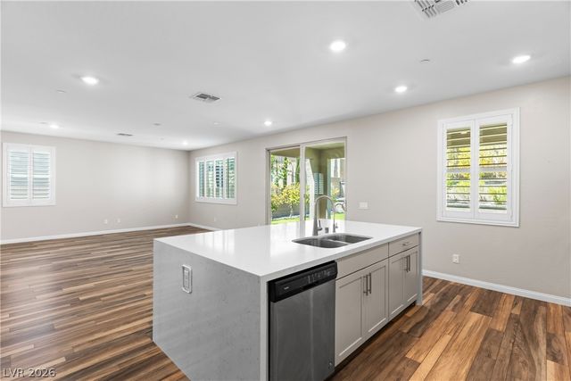 361 Coastal Redwood Street, Las Vegas, NV 89138