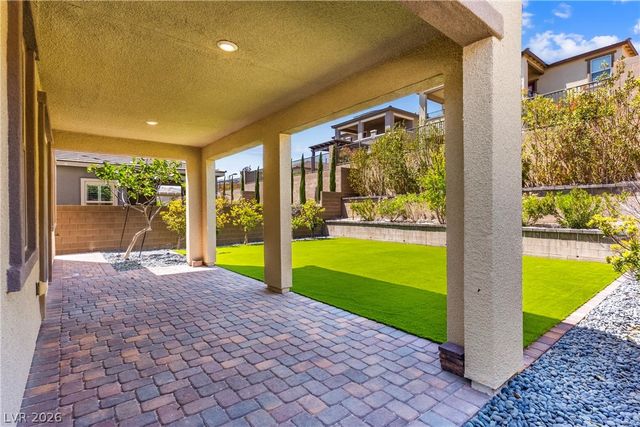 361 Coastal Redwood Street, Las Vegas, NV 89138