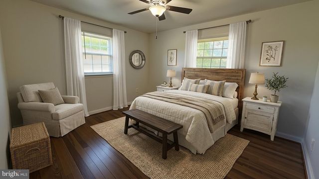 13316 HILLENDALE DR, Woodbridge, VA 22193