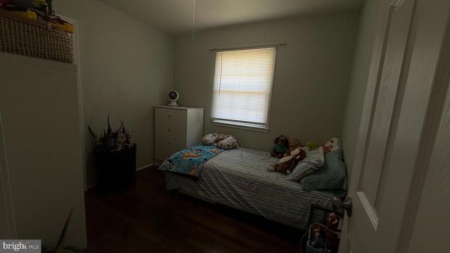 13316 HILLENDALE DR, Woodbridge, VA 22193