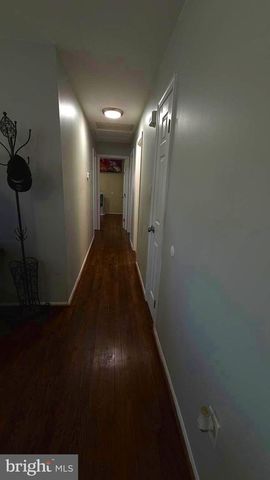 13316 HILLENDALE DR, Woodbridge, VA 22193