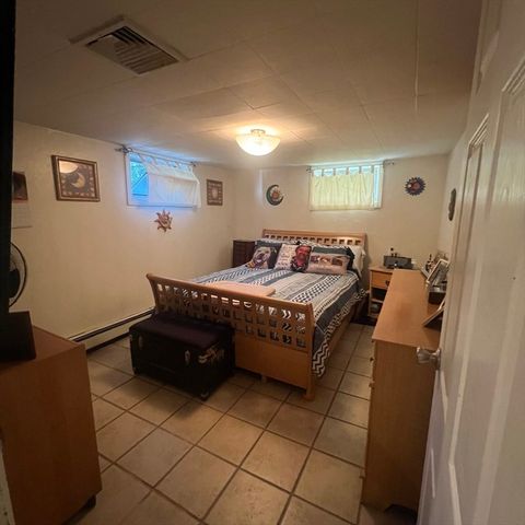 13 Lantern Rd, Revere, MA 02151