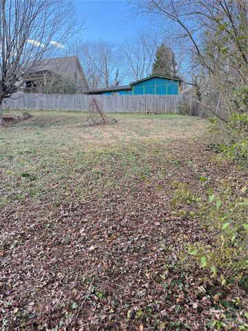 90 Tremont Street 4, Asheville, NC 28806