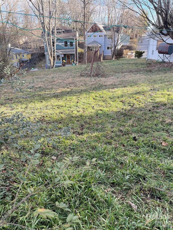 90 Tremont Street 4, Asheville, NC 28806