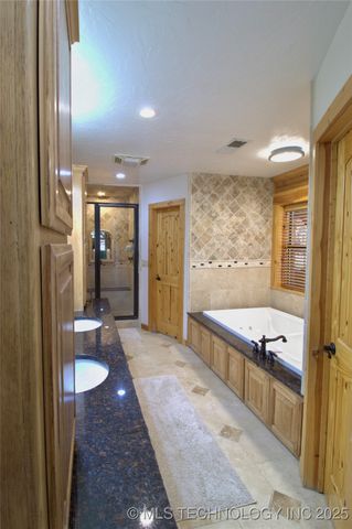 10698 S Childrens Lane, Caddo, OK 74729