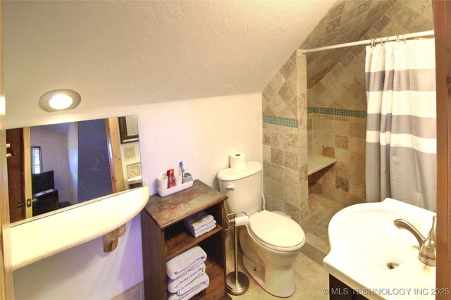 10698 S Childrens Lane, Caddo, OK 74729