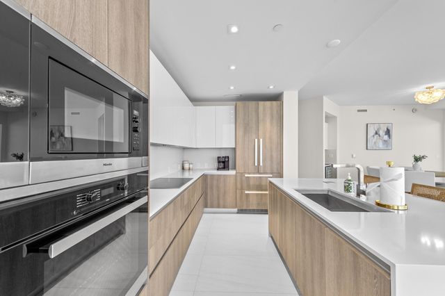 3100 N Ocean Drive 1504h, Riviera Beach, FL 33404