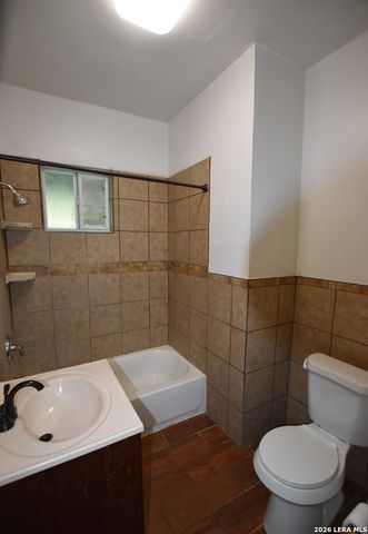 608 W Rosewood, San Antonio, TX 78212