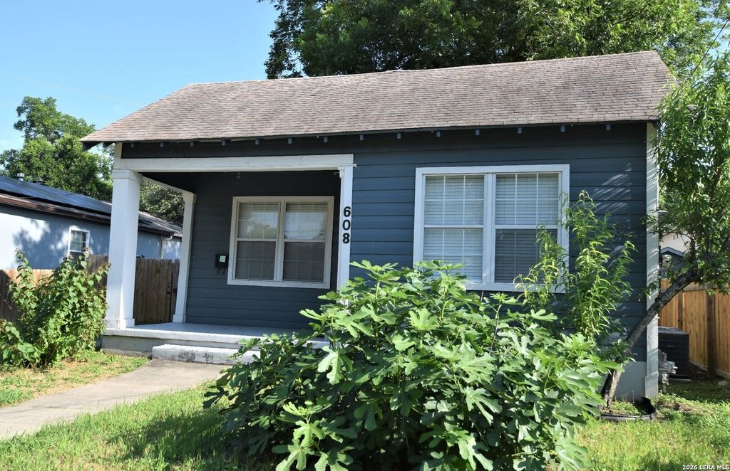 608 W Rosewood, San Antonio, TX 78212