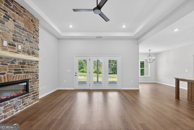 3511 S 16 Highway, Carrollton, GA 30116