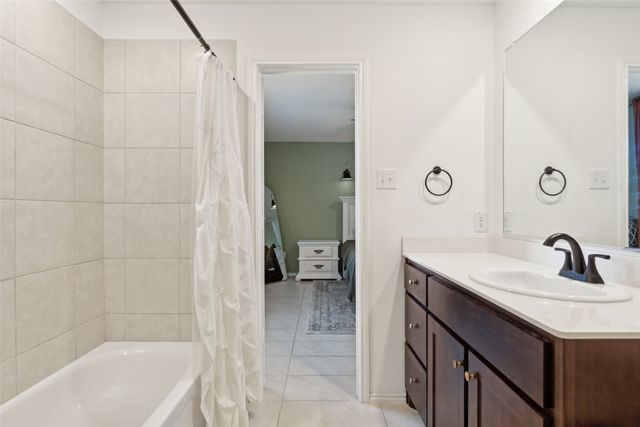 7029 Adderly Road, Pilot Point, TX 76258