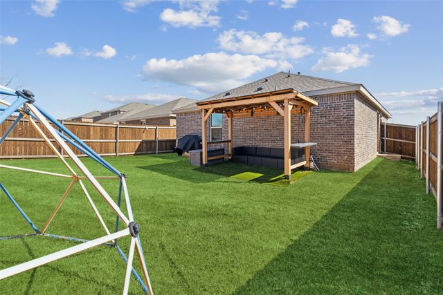 7029 Adderly Road, Pilot Point, TX 76258