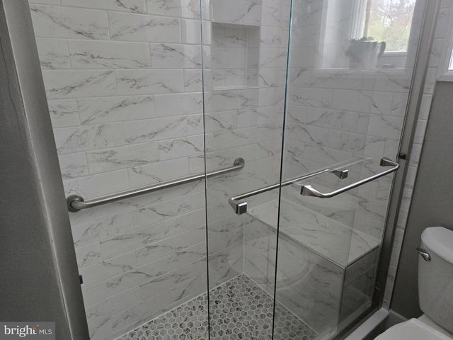 8422 WOODLAWN ST, Alexandria, VA 22309