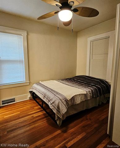 1208 Emmons Avenue, Birmingham, MI 48009