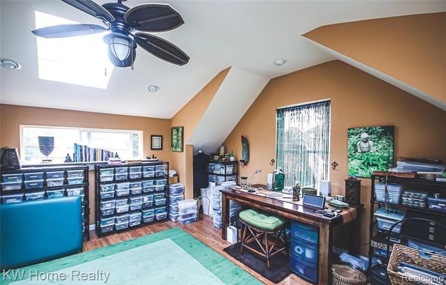 1208 Emmons Avenue, Birmingham, MI 48009